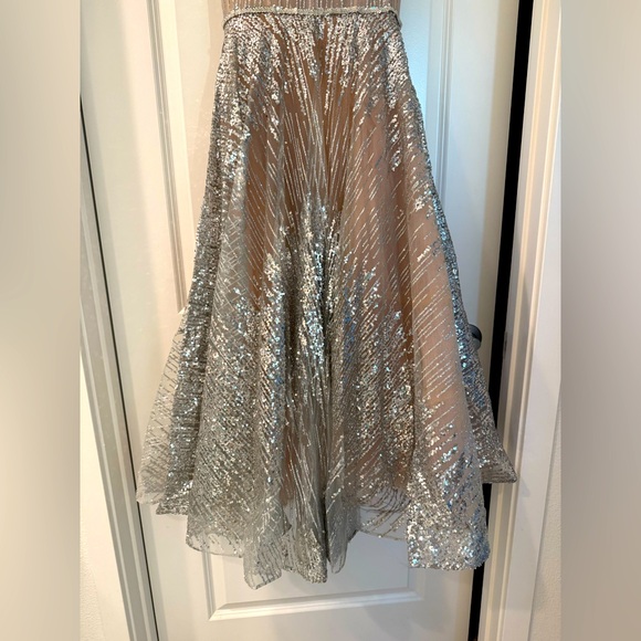 NWOT BRONX AND BANCO MADEMOISELLE SILVER MIDI DRESS - Picture 10 of 17